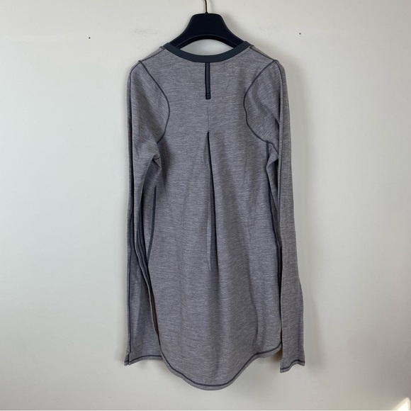 Lululemon Tuck And Flow Long Sleeve - Picture 2 of 7